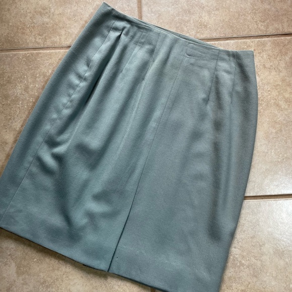 Talbots Wrap Skirt | Green | Size 6p - Picture 12 of 14